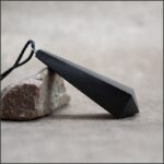 Pendule ou collier en Shungite