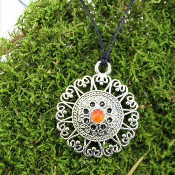 Pendentif mandala de cornaline