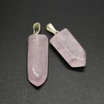 Pendentif pointe de quartz rose
