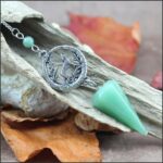 Pendule artisanal loup et aventurine verte