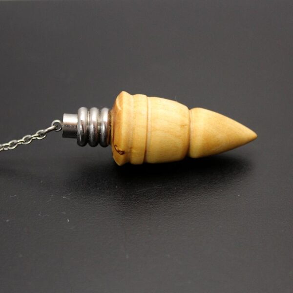 pendule artisanal buis