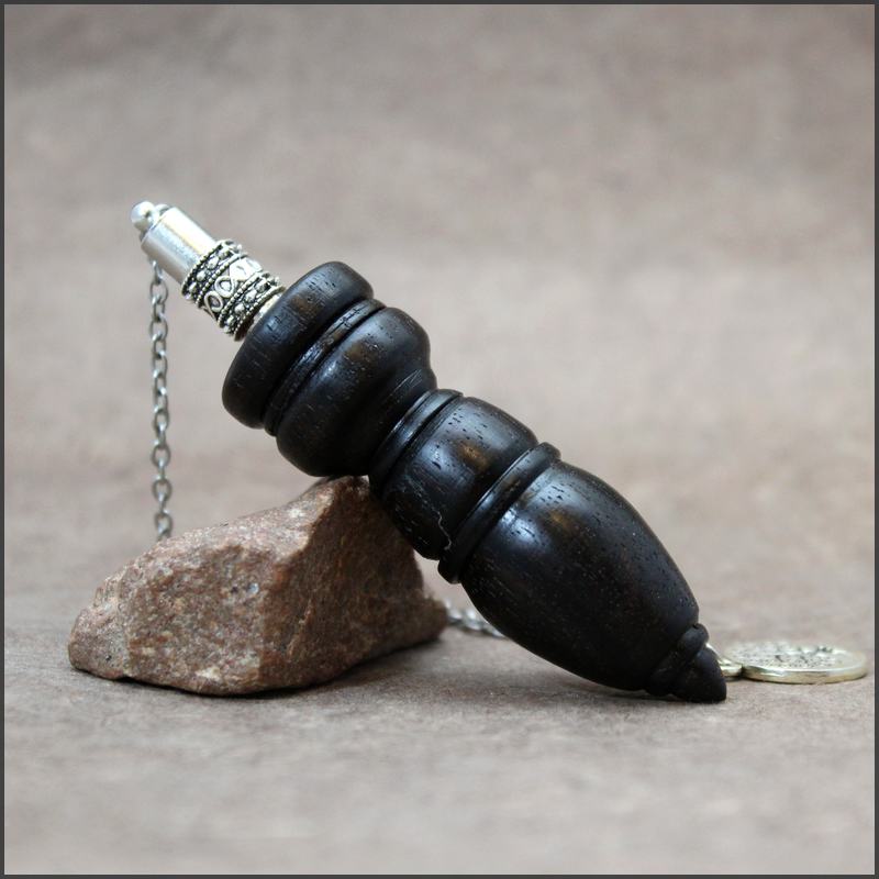 pendule divinatoire bois ebene