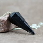 Pendule facetté Onyx noir