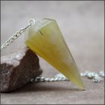 Pendule facetté en fluorite