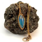 Pendentif calcedoine bleue