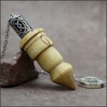 Pendule en bois de buis
