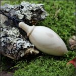 Pendule artisanal en houx