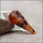 Pendule facetté en Cornaline