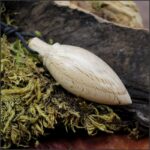 Pendule artisanal en bois de Hêtre