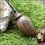 Pendule bois de noyer