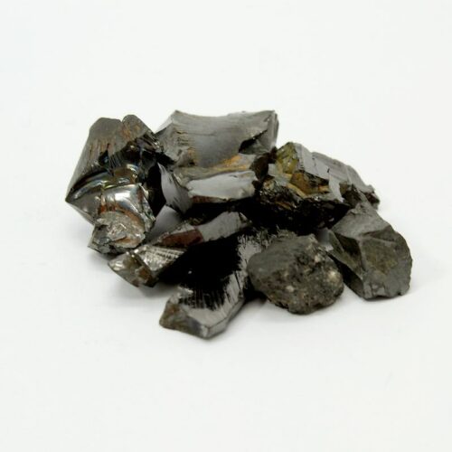 Fragments de shungite cristallisée
