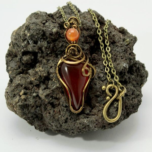 Pendentif artisanal onyx rouge