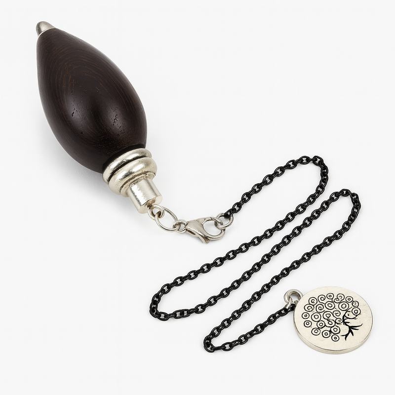 pendule artisanal bois de fer