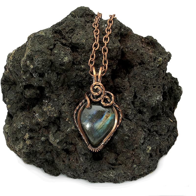 pendentif coeur de labradorite verte