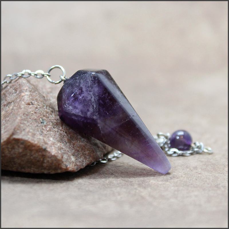 pendule divinatoire en amethyste pour l'intuition