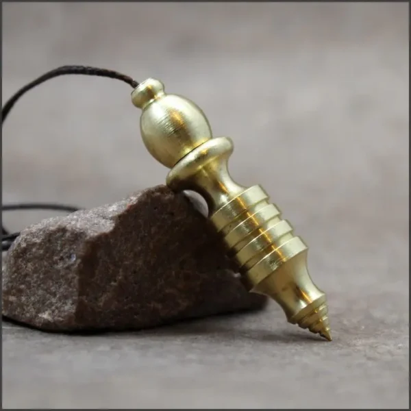 pendule egyptien osiris en laiton